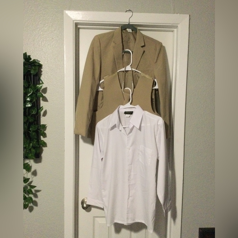 Suit set - Picture 2 of 5